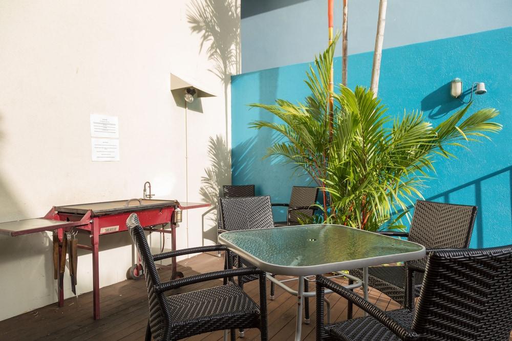 Macrossan House Boutique Holiday Apartments Port Douglas Dış mekan fotoğraf